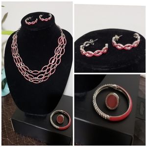 Caché Pink 3-Strand Set (Like New Condition)